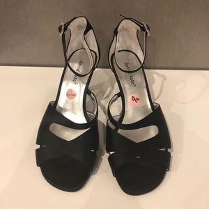 David Tate Size 9WW Heels